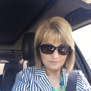 Meet your Posher, Rhonda